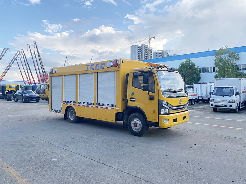 多利卡D7 1600方排水車(chē)(自吸便攜)